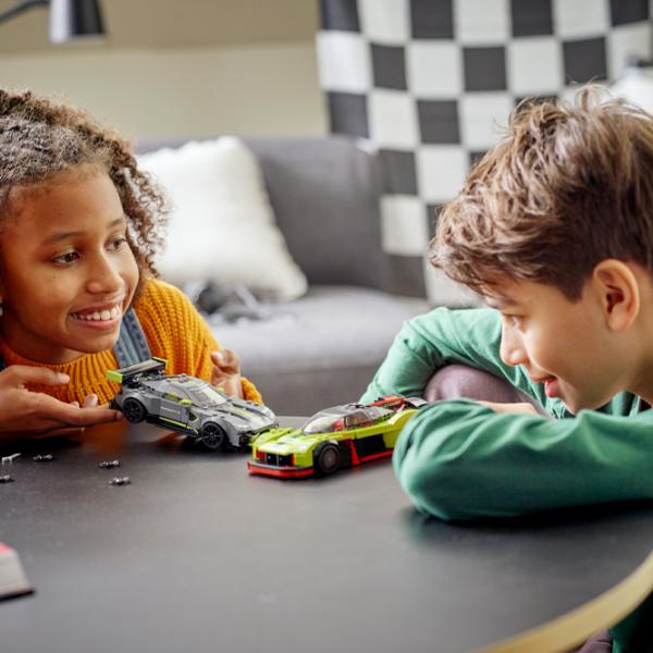 Конструктор LEGO Aston Martin Valkyrie Автомобиль/ Разноцветный photo 7