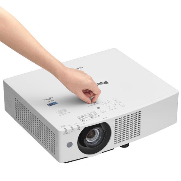Proiector Panasonic PT-VMZ51S Pentru birou/ White photo 6