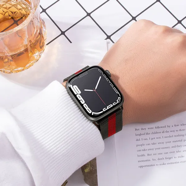 Ремешок Apple Watch WA03 Simple beauty series Металл/
42 / 44 / 45 / 49 мм / Черный Red photo 5
