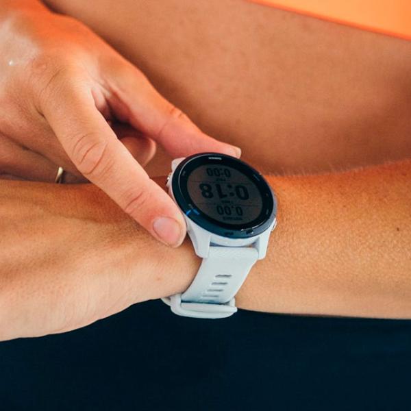 Ceas inteligent Garmin Forerunner 955 1.3"/ 010-02638-31/ Whitestone White photo 8