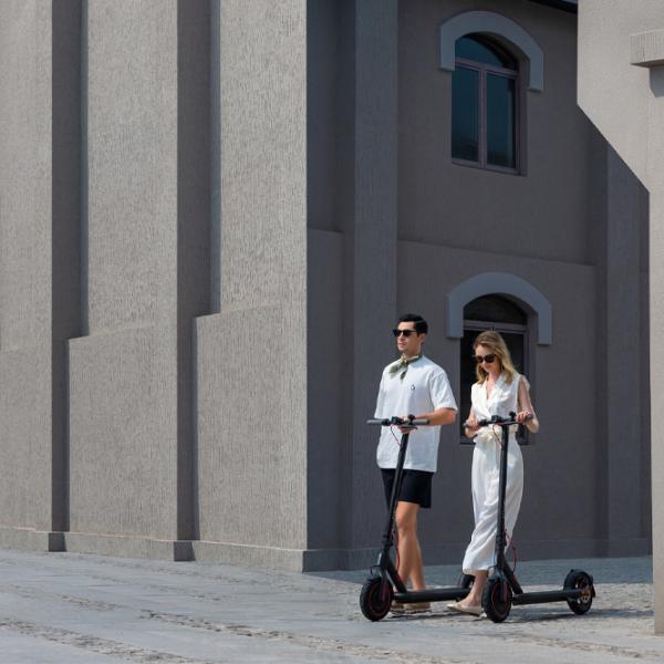 Электрический самокат Xiaomi Mi 4 Pro 700 W/ Черный photo 7 Электрический самокат Xiaomi Mi 4 Pro 700 W/ Черный photo 7