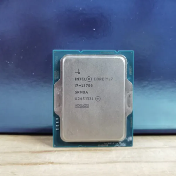 Процессор Intel Core i7-13700 Tray S1700/ 1.50 ГГц - 5.20 ГГц photo 2