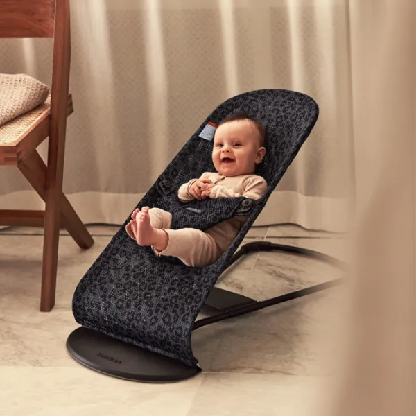 Leagăn pentru bebeluși BabyBjorn Bliss Mesh (482-004) 13 kg/ Anthracite photo 2