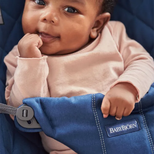 Детские качели BabyBjorn Bliss (482-013) 13 кг/ Синий photo 4 Детские качели BabyBjorn Bliss (482-013) 13 кг/ Синий photo 4