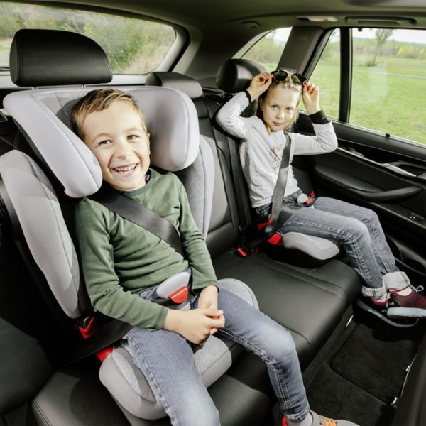 Детское автокресло Britax-Römer Kidfix 2 S (5613-004) 3 года - 12 лет/ 36 кг/ Синий photo 7