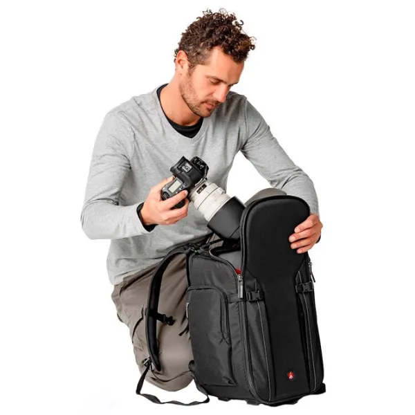 Рюкзак для фотоаппарата Manfrotto Pro 20 Nailon/ Черный photo 8 Рюкзак для фотоаппарата Manfrotto Pro 20 Nailon/ Черный photo 8