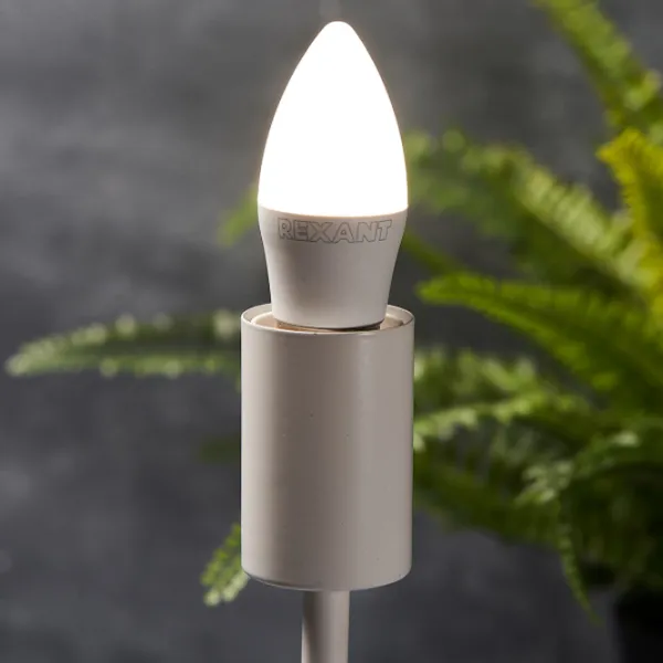 Bec LED Rexant C37 604-204 E27/ 9.5 W/ 6500 K/ 903lm/ White photo 3 Bec LED Rexant C37 604-204 E27/ 9.5 W/ 6500 K/ 903lm/ White photo 3