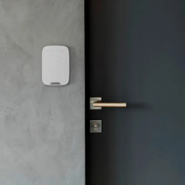 Сенсорная клавиатура Ajax KeyPad Белый photo 5