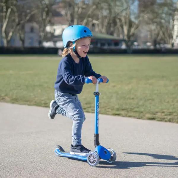 Trotinetă pentru copii cu trei roți Globber Primo Foldable Lights (7239-004) 50 kg/ Teal photo 6 Trotinetă pentru copii cu trei roți Globber Primo Foldable Lights (7239-004) 50 kg/ Teal photo 6