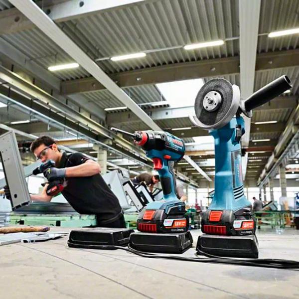 Acumulator pentru instrumente Bosch GBA Li-Ion/ 2 Ah/ 18 V photo 3