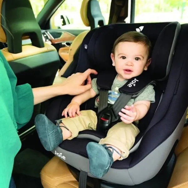 Детское автокресло Joie Spin Safe (31475) 0 месяцев - 4 года/ 18 кг/ Черный photo 7 Детское автокресло Joie Spin Safe (31475) 0 месяцев - 4 года/ 18 кг/ Черный photo 7