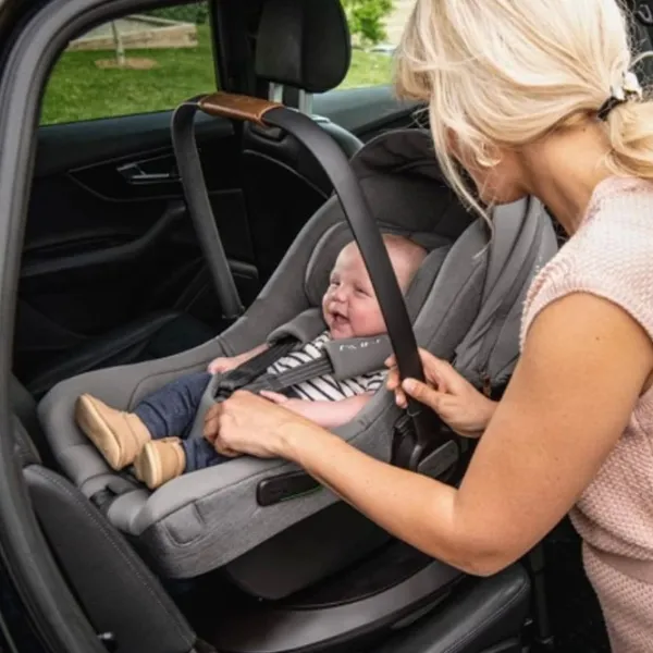 Scaun auto Nuna PIPA Next  0 luni - 1 an / 13 kg / Black photo 6