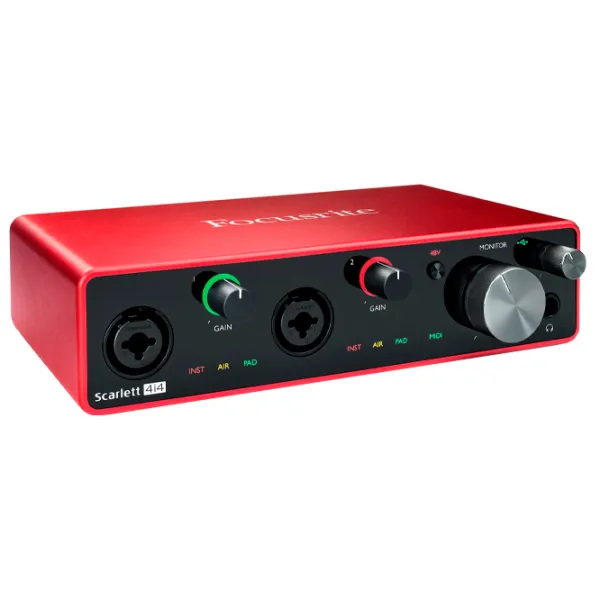 Аудио интерфейс Focusrite Scarlett 4i4 3rd Gen 192 кГц/ 20 Гц - 20 кГц/ Красный photo 3