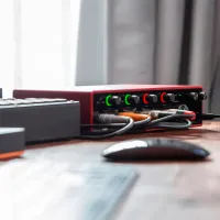 Interfață audio Focusrite Scarlett 18i8 3rd Gen 192 kHz/ 20 Hz - 20 kHz/ Red photo 6