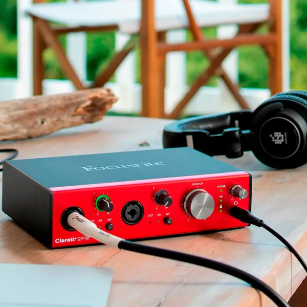 Interfață audio Focusrite Clarett+ 2Pre 192 kHz/ 20 Hz - 20 kHz/ Black photo 8 Interfață audio Focusrite Clarett+ 2Pre 192 kHz/ 20 Hz - 20 kHz/ Black photo 8