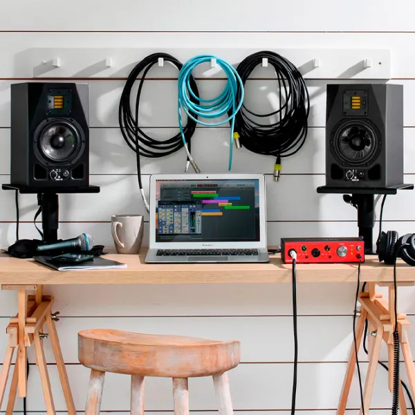Interfață audio Focusrite Clarett+ 2Pre 192 kHz/ 20 Hz - 20 kHz/ Black photo 9 Interfață audio Focusrite Clarett+ 2Pre 192 kHz/ 20 Hz - 20 kHz/ Black photo 9