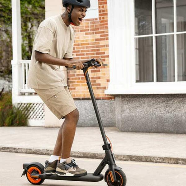 Электрический самокат Xiaomi Mi 4 Go 450 Вт/ Черный photo 8 Электрический самокат Xiaomi Mi 4 Go 450 Вт/ Черный photo 8