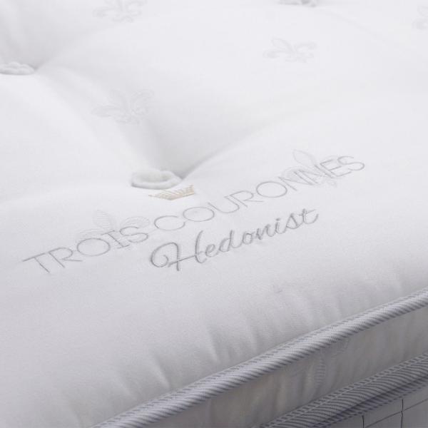 Topper Trois Couronnes Hedonist 200 x 180 cm / 10 cm / Spumă cu memorie photo 5 Topper Trois Couronnes Hedonist 200 x 180 cm / 10 cm / Spumă cu memorie photo 5