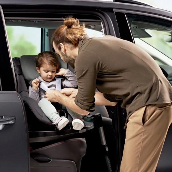 Детское автокресло Britax-Römer Dualfix Pro M (4000984827002) 3 месяца - 4 года/ 18 кг/ Grey photo 6