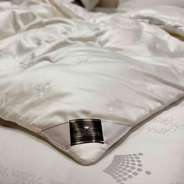 Одеяла Trois Couronnes Luxury Selection Camel 200 x 220 cm photo 3 Одеяла Trois Couronnes Luxury Selection Camel 200 x 220 cm photo 3