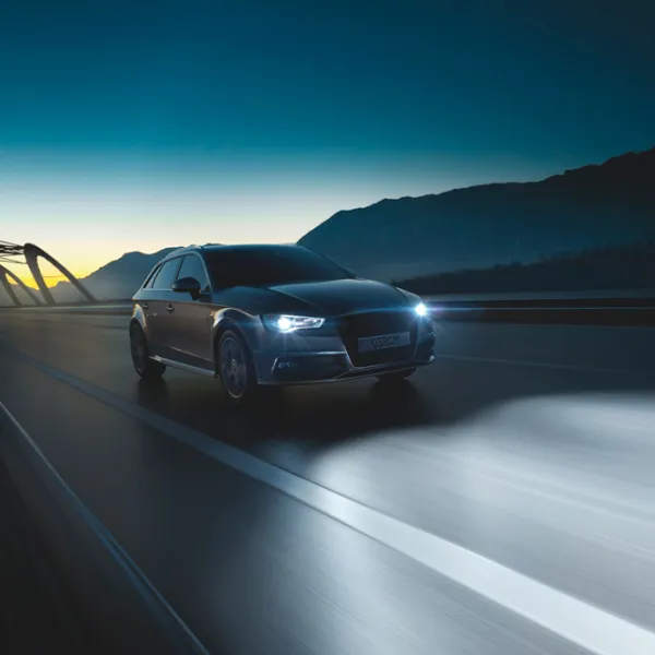 Автомобильная лампа Osram 9005CBN Галоген/ HB3/ P20d/ 60 Вт/ 1860лм photo 4 Автомобильная лампа Osram 9005CBN Галоген/ HB3/ P20d/ 60 Вт/ 1860лм photo 4