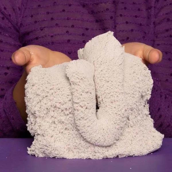 Кинетический песок Kinetic Sand Vanilla Cupcake 3+ photo 3 Кинетический песок Kinetic Sand Vanilla Cupcake 3+ photo 3