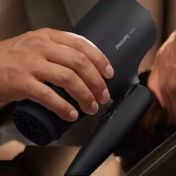 Uscător de păr Philips BHD308/10 1600 W / Black photo 6