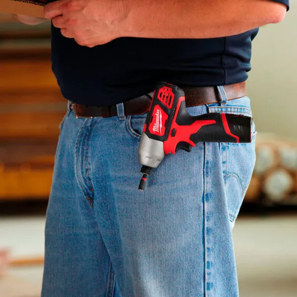 Гайковерт Milwaukee M12BID-202C Аккумулятор photo 5