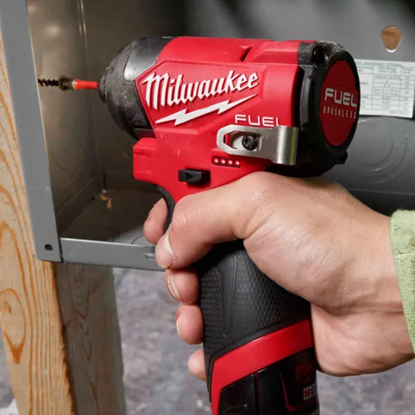 Mașina de înfiletat Milwaukee M12FID2-0 Acumulator photo 5