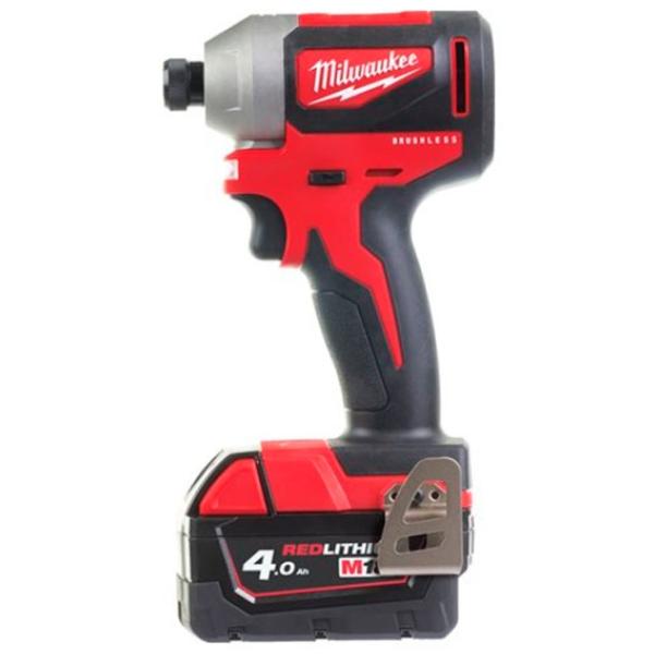 Гайковерт Milwaukee M18CBLID-402C Аккумулятор photo 2