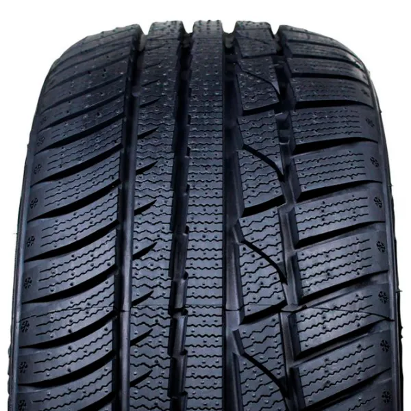 Шины Leao Winter Defender UHP MFS 235/ 45 R18 98V XL Зимние/ Легковой photo 2 Шины Leao Winter Defender UHP MFS 235/ 45 R18 98V XL Зимние/ Легковой photo 2