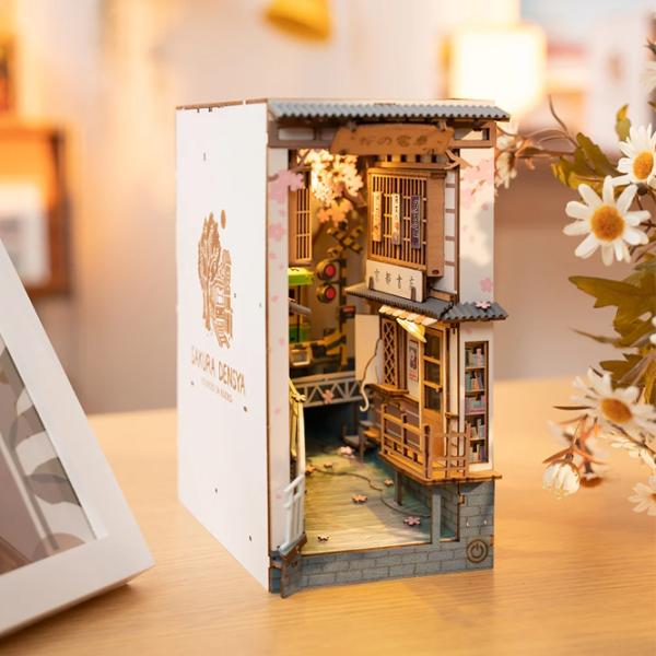 Puzzle 3D RoLife Sakura Densya 14+/ Numărul de piese: 340 photo 2