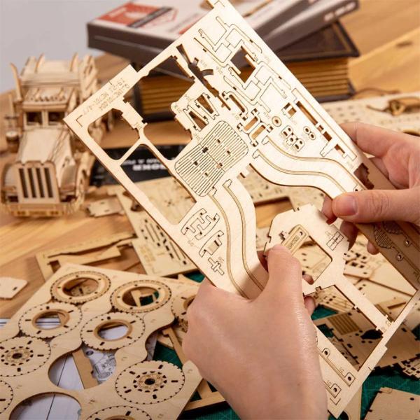Пазл 3D ROKR Grand Prix Car 14+/ Количество деталей: 220 photo 2