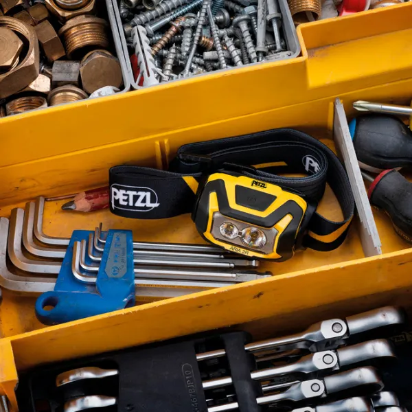 Фонарик Petzl ARIA 2R Черный photo 3