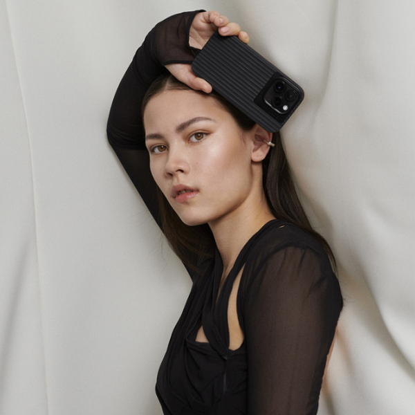 Чехол для смартфона Apple iPhone 15 Pro Max Nudient/ Back/ TPU/ PC/ Charcoal Черный photo 5
