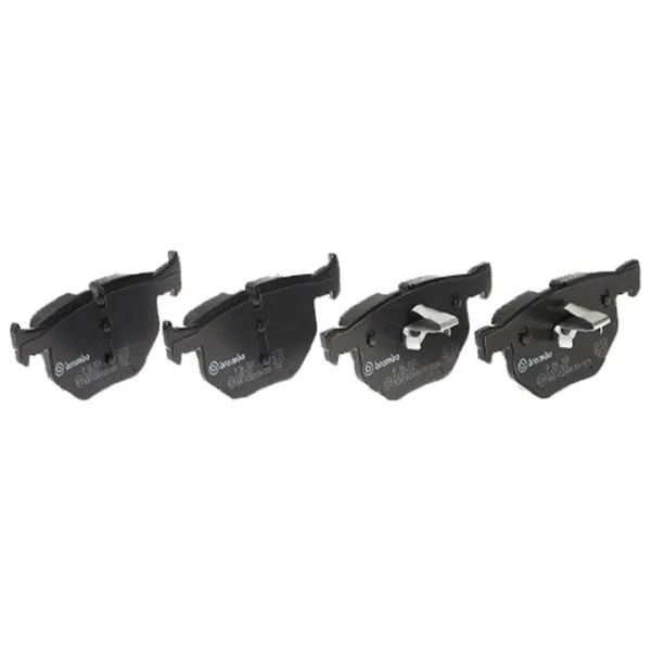 Тормозные колодки Brembo P 06 033 задние/ дисковые photo 2 Тормозные колодки Brembo P 06 033 задние/ дисковые photo 2