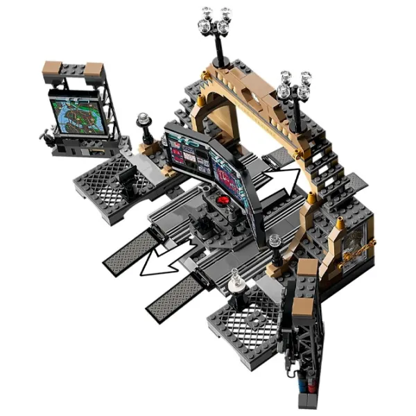 Constructor LEGO Batcave: The Riddler Face-off Scenă din film/ Multicolor photo 4