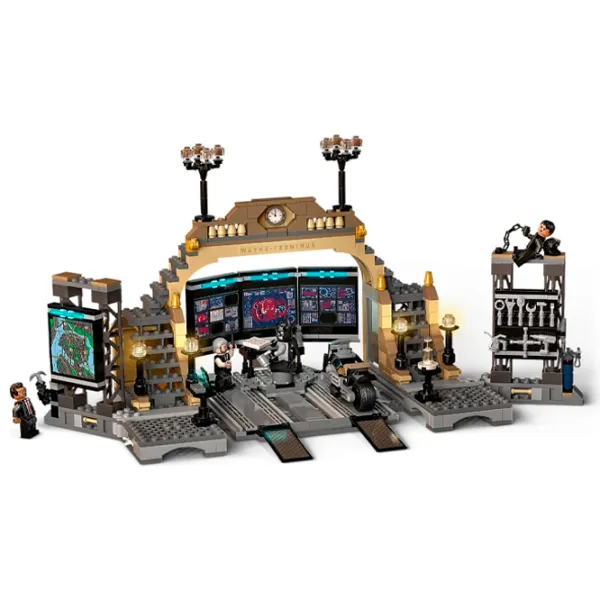 Constructor LEGO Batcave: The Riddler Face-off Scenă din film/ Multicolor photo 5