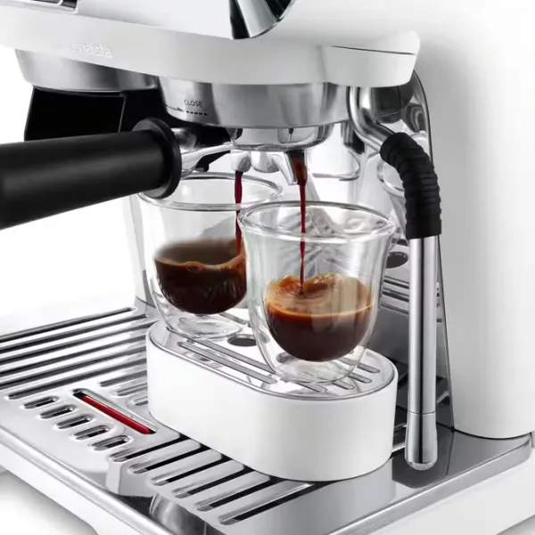 Кофеварка DeLonghi EC9155.W Рожковая/ 1.5 л/ Белый photo 3