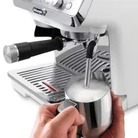 Cafetieră DeLonghi EC9155.W Manual (cu cupă) / 1.5 l / White photo 4