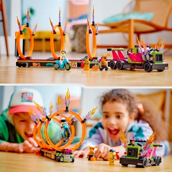 Конструктор LEGO Stunt Truck & Ring of Fire Challenge Транспорт/ Разноцветный photo 8