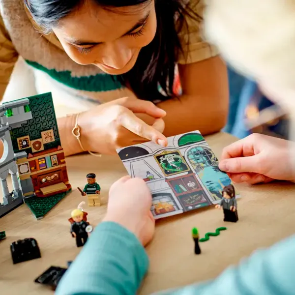 Конструктор LEGO Slytherin House Banner Персонаж из фильма/ Разноцветный photo 10