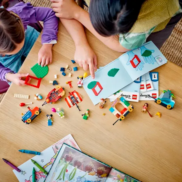 Конструктор LEGO Celebration Train Персонаж из мультфильма/ Разноцветный photo 8