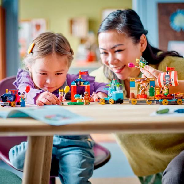 Конструктор LEGO Celebration Train Персонаж из мультфильма/ Разноцветный photo 10