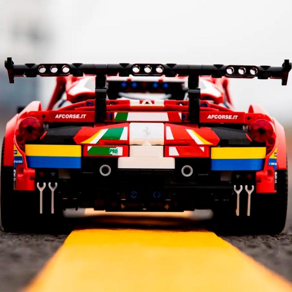 Конструктор LEGO Ferrari 488 GTE “AF Corse 51” Автомобиль/ Красный photo 9