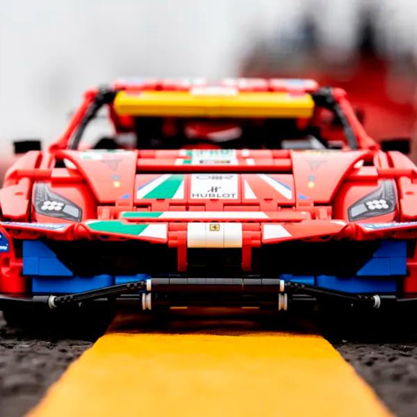 Конструктор LEGO Ferrari 488 GTE “AF Corse 51” Автомобиль/ Красный photo 13