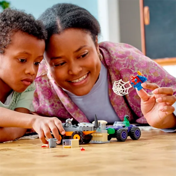 Конструктор LEGO Hulk vs. Rhino Truck Showdown Транспорт/ Разноцветный photo 10