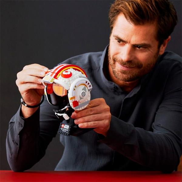 Конструктор LEGO Luke Skywalker (Red Five) Helmet Персонаж из фильма/ Разноцветный photo 6