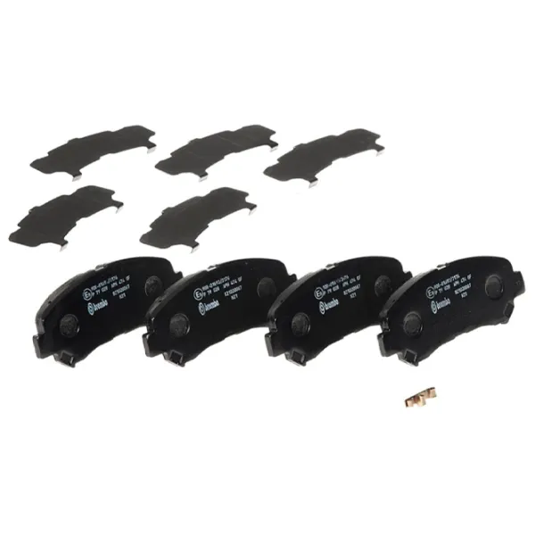 Тормозные колодки Brembo P 79 028 передние/ дисковые photo 2 Тормозные колодки Brembo P 79 028 передние/ дисковые photo 2