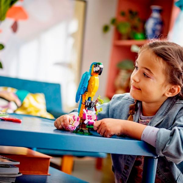 Constructor LEGO Exotic Parrot Animale/ Multicolor photo 8